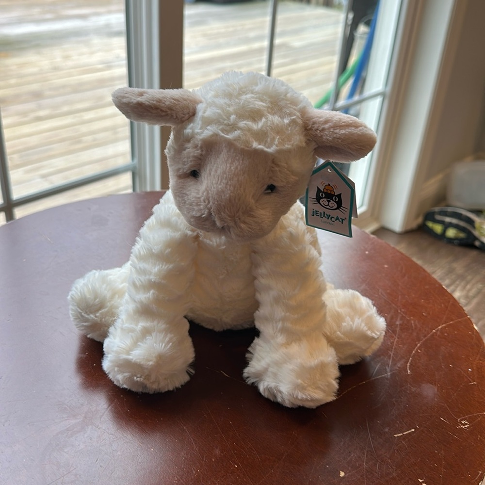 Jellycat medium fuddlewuddle lamb